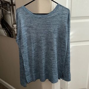 Bluish/grey sweater